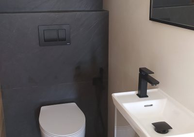 Remont łazienki - podwieszane WC